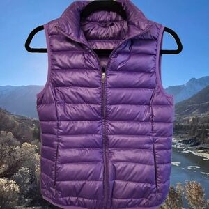 Danier Blink down filled Vest -‎ Size 2XS